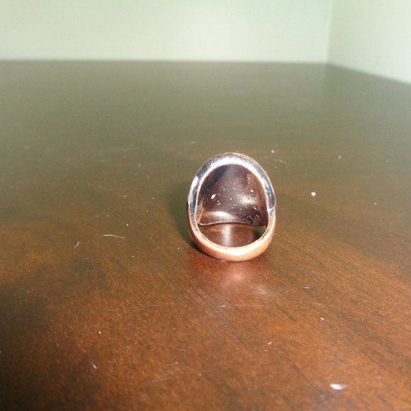 Black oval ring- costume jewelry - Picture 4 of 10